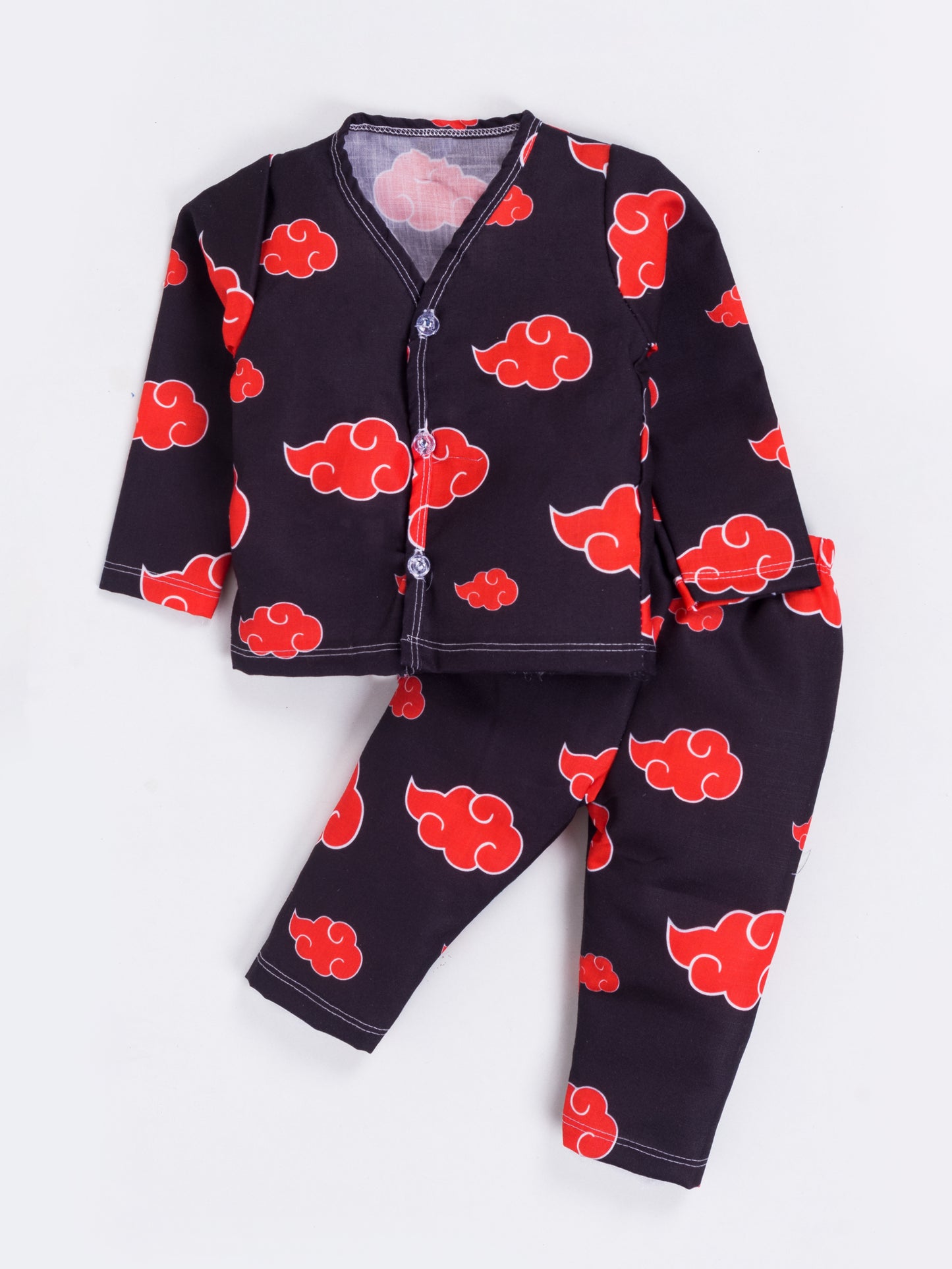 Dress your little hero in this vibrant and stylish 2-piece printed outfit